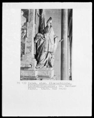 Rechte Seitenfigur - Kirchenvater