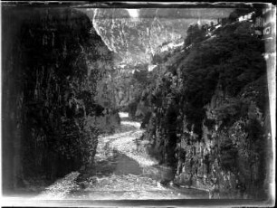 Schweiz, Blick auf die Gondoschlucht mit Fluss Diveria