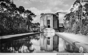 Dresden-Tolkewitz. Krematorium (1909-1911; F. Schumacher). Eingangsseite
