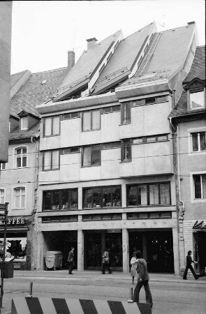 Freiburg: Geschäftshaus Kaiser-Joseph-Straße