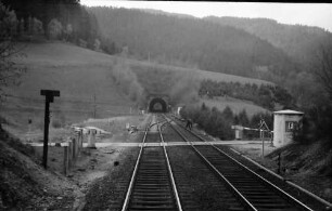 Strecke zwischen Tunnels [aus dem Hippensbach-Tunnel in Richtung Obergieß-Tunnel aufgenommen]