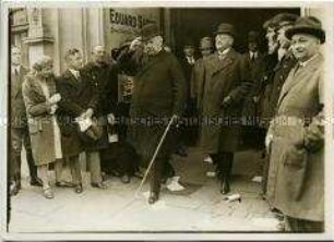 Reichspräsident Hindenburg nach der Stimmabgabe zur Reichs- und Landtagswahl im März 1933