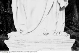 Marienaltar, Maria mit Kind