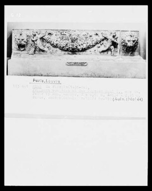 Fragment des Grabmals für Papst Paul I.