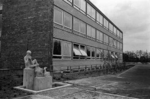 Einweihung der Adam-Remmele-Schule in Daxlanden.