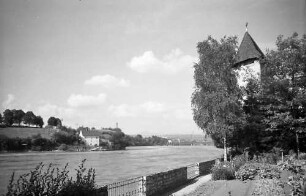 Rheinfelden: Rheinufer mit altem Wehrturm