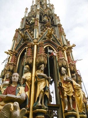 Nürnberg: Schöner Brunnen