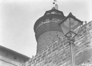 Nürnberg: Burgturm mit Laterne