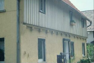 Hausfassade, OG verbrettert