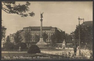 Ansichtskarte Belle-Alliance-Platz mit Friedenssäule [1/2]