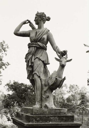Diana mit Hirsch