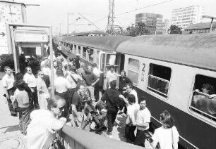 Freiburg im Breisgau: Ankunft albanischer Flüchtlinge im Hauptbahnhof