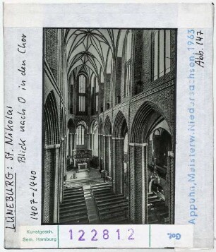 Lüneburg: Nikolaikriche, Blick nach Osten in den Chor von Orgelempore