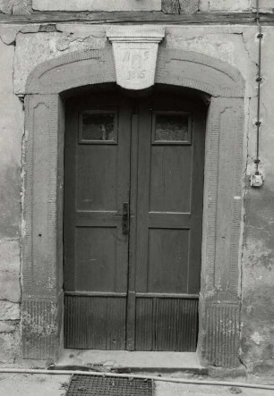 Mobschatz, Wohnstallhaus, Eingangstür : Mobschatz (Kreis Meißen-Radebeul), Wohnstallhaus, Dorfplatz 13, 1816, Hauseingang