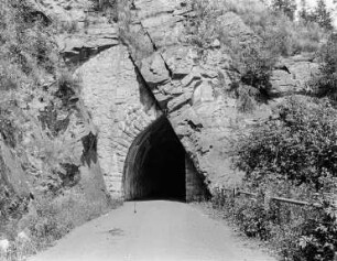Tunnel bei Goldentraum