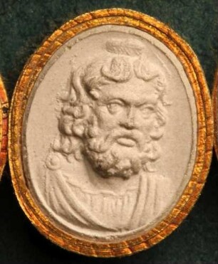Kopf des Jupiter Serapis, vorwärts geschnitten (Daktyliothek, Supplement)