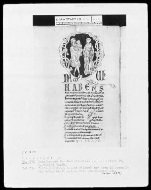 Kurzfassung des Decretum Gratiani — Initiale Q (uidam habens filium). Ein Vater kauft seinen Sohn ins Kloster ein, Folio 21verso