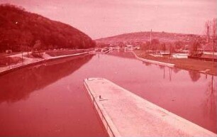 Oberesslingen, Unterwasser Hechtkopf, flussabwärts