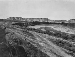 Little Missouri River : Flußbiegung des Little Missouri River in den Badlands