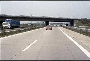 Hauptfahrbahn Ost (Heilbronn Richtung Mannheim): Brücke Südost (Hauptfahrbahn Ost der B36) von Süden
