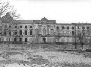Ruine des Japanischen Palais