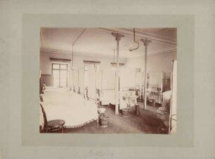 Schlafsaal (Dortoir) II.