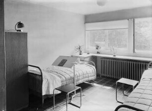 Dresden. Internationale Hygieneausstellung 1930/1931. Haus "Südbelichtung" (1925/1930; G. Lüdecke). Schlafraum