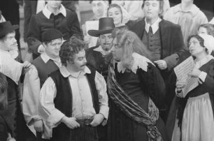 Szenenbilder aus "Zar und Zimmermann", komische Oper von Albert Lortzing. Deutsche Staatsoper Berlin, Premiere 21.03.1970 und Aufführung 24.03.1970