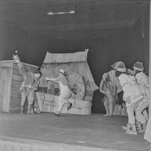 Szenenfoto aus dem Ballett "Die Abenteuer des Pumpot". Darbietung des Staatlichen Ensembles für sorbische Volkskultur