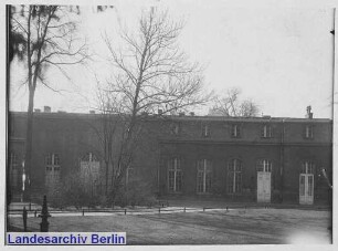 [Schloß Monbijou]