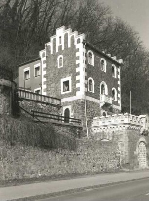 Meißen, Siebeneichener Straße 17. Wohnhaus (ehemaliger Gasthof?) (1851/1900)