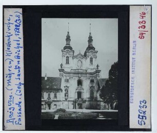 Raigern, Abtei : Außenansicht, Fassade der Kirche