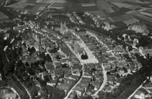 Stadtkern mit Markt und Pfarrkirche