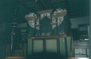 Orgel eines unbekannten Orgelbauers (2. H. 18. Jh.?, 1885 in Simmershausen aufgestellt). Hilders-Simmershausen, Pfarrkirche St. Johannes d. Täufers