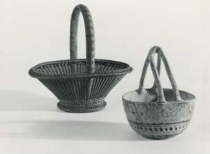 Körbchen aus der Staatlichen Fachschule für Korbflechterei in der Neuen Sammlung München