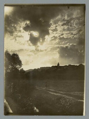 Abendstimmung vor Bad Wildungen : Bad Wildungen. Stadtansicht von Osten