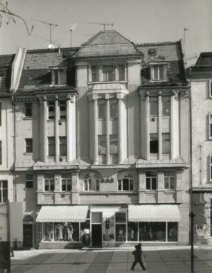 Halle (Saale), Leipziger Straße 42. Wohn-und Geschäftshaus (1901/1915)