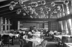 Umbau der Gaststätte Moninger zum "Brauhaus Moninger"