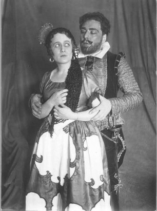 Don Giovanni (Don Juan). Oper von W. A. Mozart. Staatsoper Dresden, Neueinstudierung 12.2.1928 unter Leitung von Fritz Busch : Grete Nikisch als Zerlina und Robert Burg als Don Giovanni