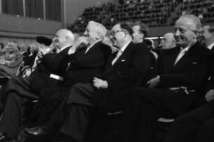 Freiburg: Ehrengäste, von links nach rechts Minister Simpfendörffer, Minister Frank, Dr. Furler