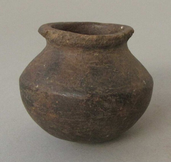 Clay vessel