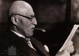 Ulm. Geheimrat Philipp Wieland ( Inhaber Wieland-Werke Ulm, Schwiegervater der Fotografin)