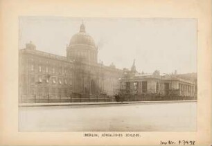 Berliner Schloss, Berlin: Schlossfreiheit mit Kaiser-Wilhelm Denkmal