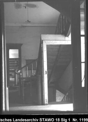Braunschweigisches Landeshauptarchiv/Niedersächsisches Staatsarchiv in der Alten Kanzlei, Wolfenbüttel [um 1950] Enthält: Treppenhaus