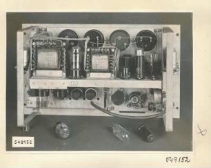 Detektor-Messeinrichtung Typ Nr. 06.89001.1, Rückseite offen, Foto 1954