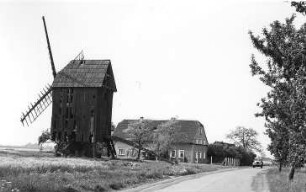 Schönwölkau-Hohenroda-Mocherwitz. Gruppachmühle, Blick zur Bockmühle, Baujahr 1823, ruinös