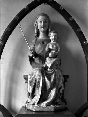 Thronende Muttergottes