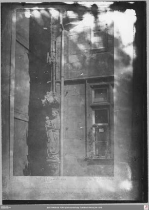 Gotische Madonna am Steinernen Haus (Markt 44)