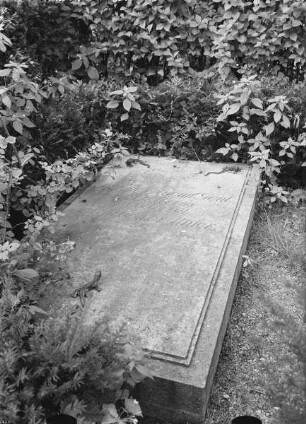 Grabplatte August Gaul (1869-1921)
