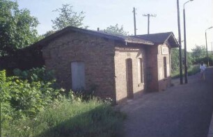 Mürow Empfangsgebäude Bahnsteig